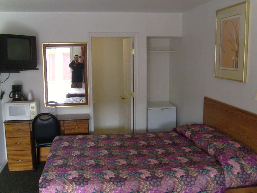 Cascade City Center Motel Lebanon Ruang foto